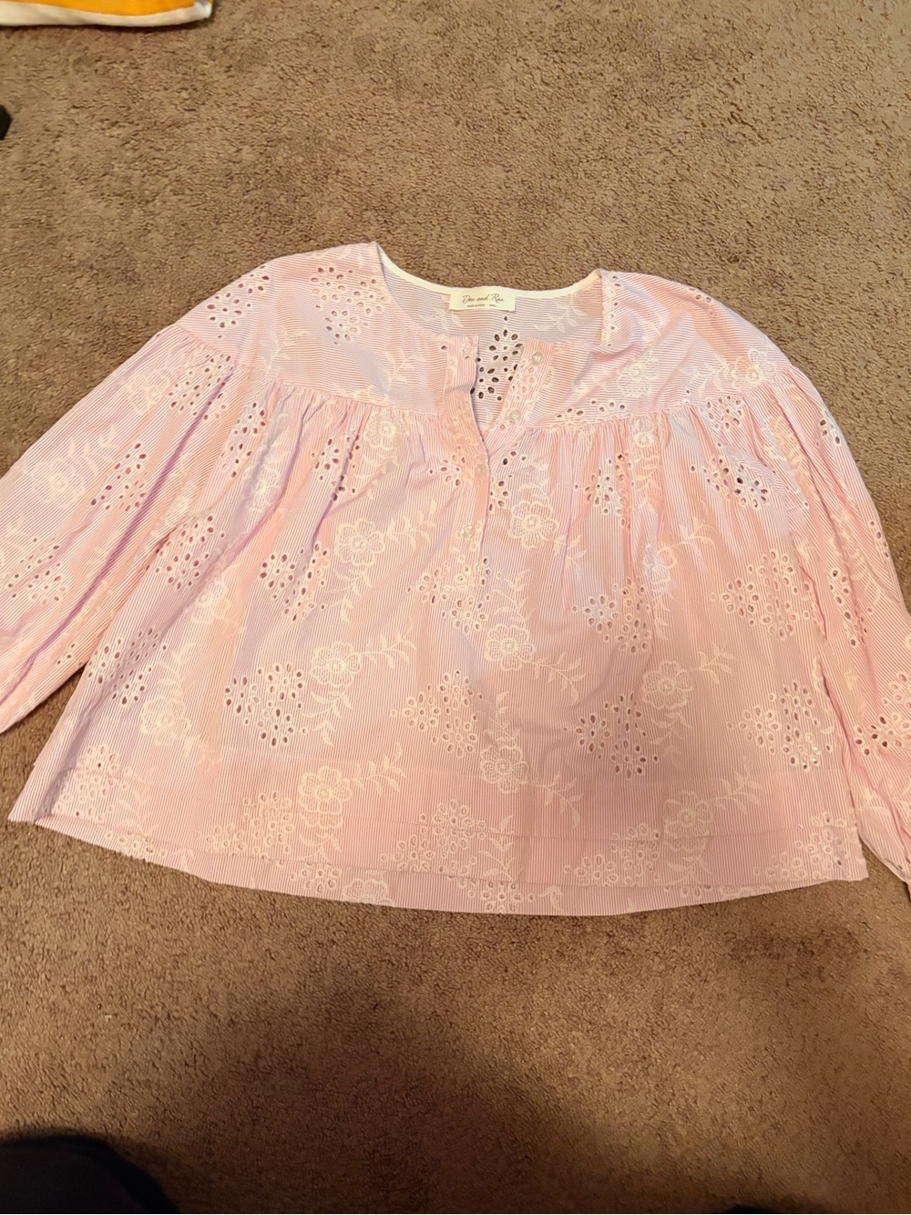 Doe & Rae Pink Eyelet Floral Peasant Top